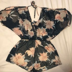 💛Floral romper